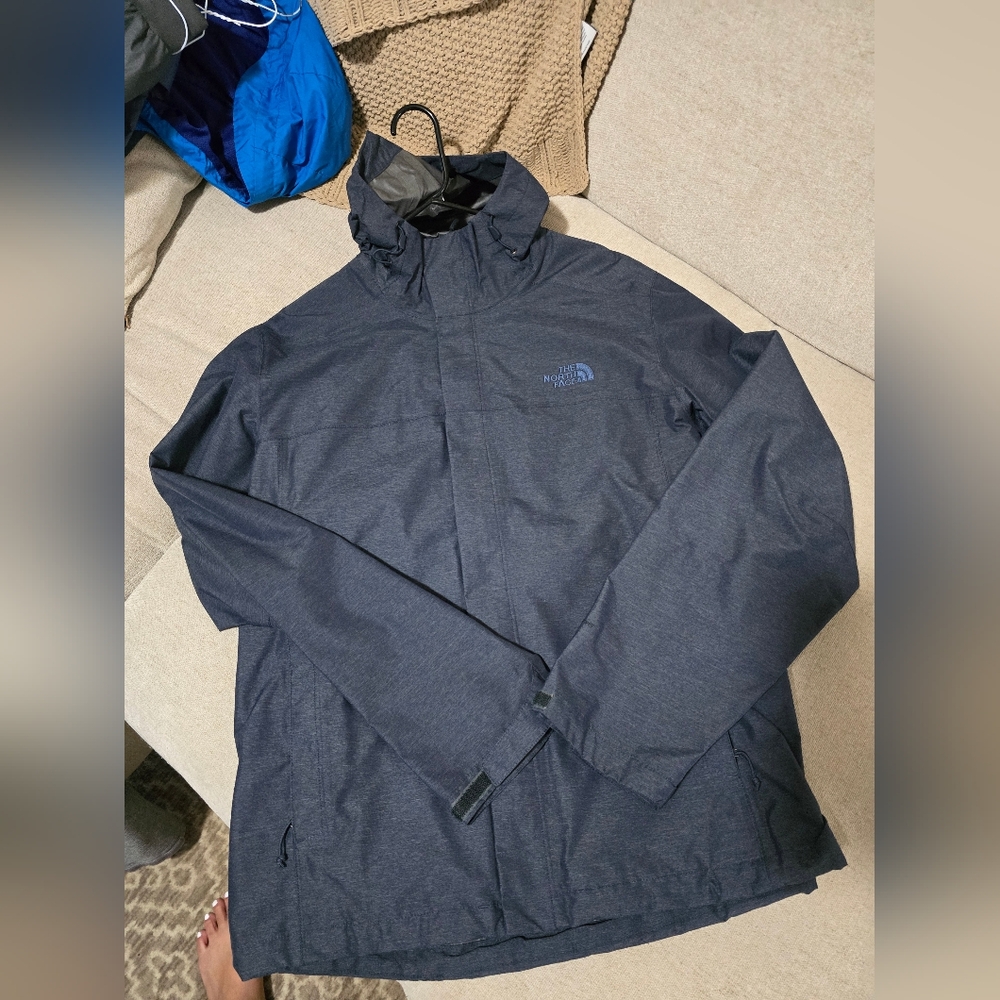 The North Face Blue Raincoat Lightweight Weather-Resistant